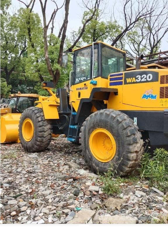 Komatsu WA 320-5 Carregadeiras de rodas
