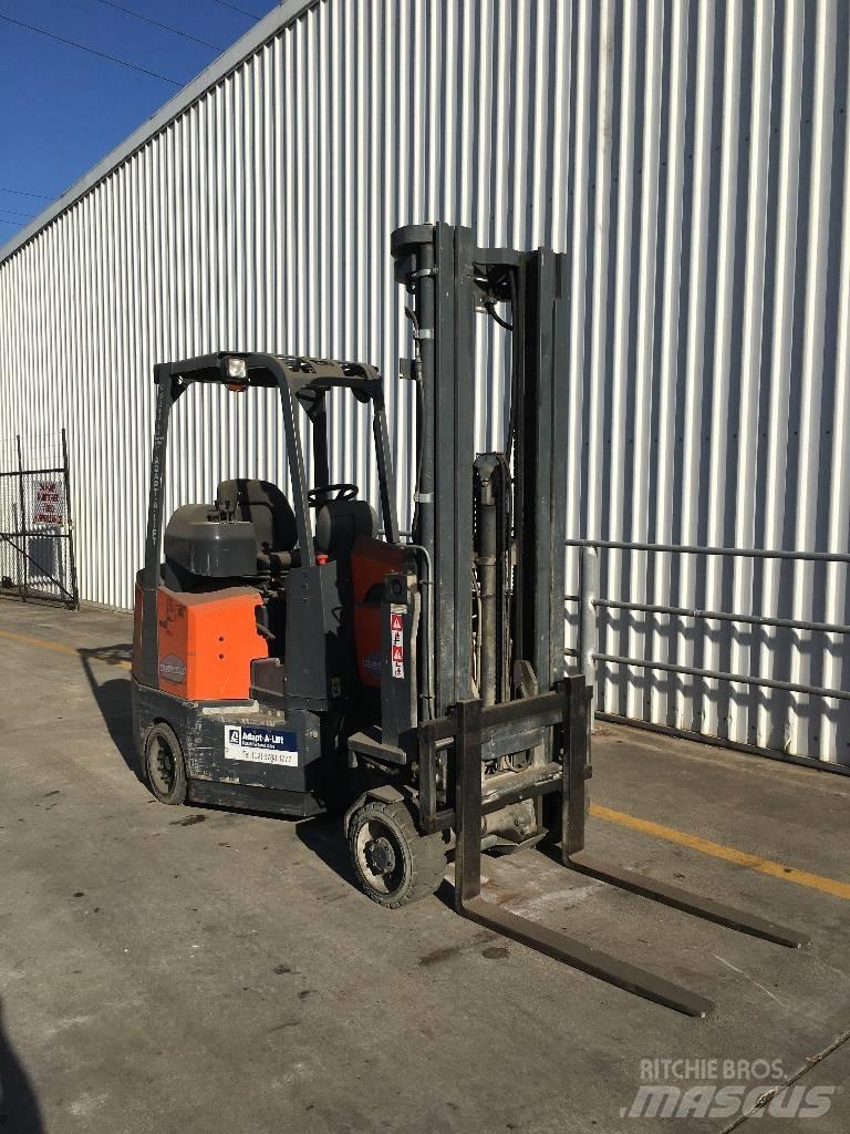 Aisle-Master 20SE Empilhadores de via estreita