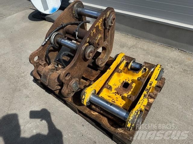 Liebherr R 906 Retroescavadoras