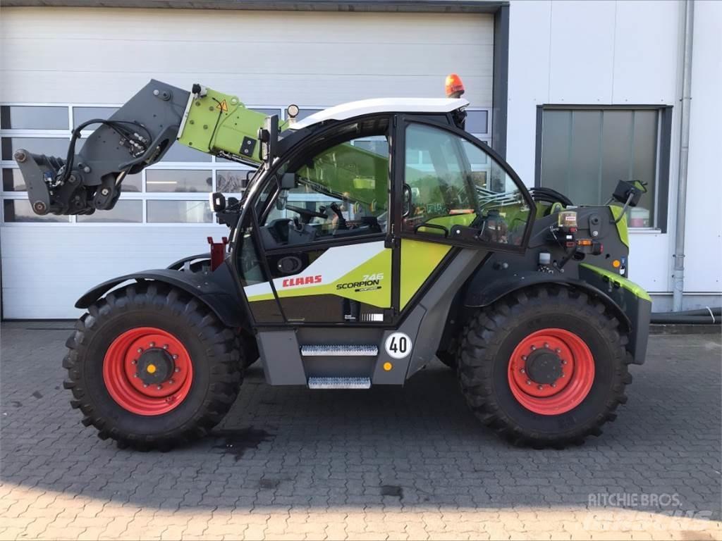 Liebherr T46-7S Manipulador telescópico
