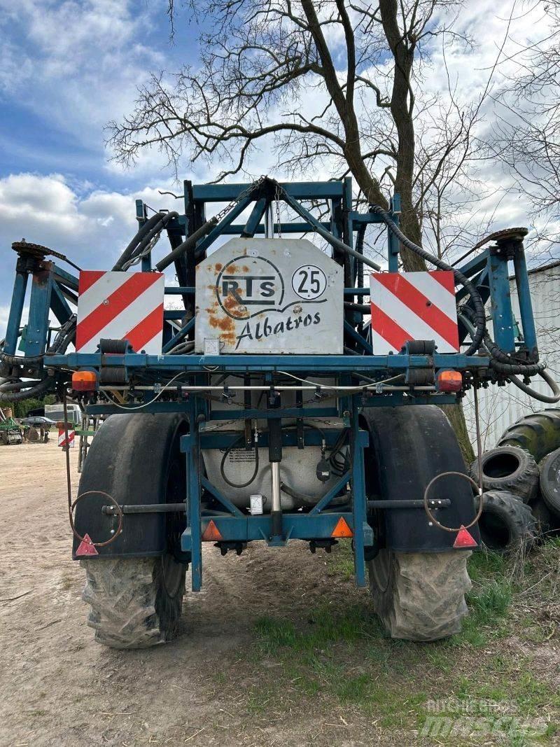 RTS 5530 Pulverizadores rebocados