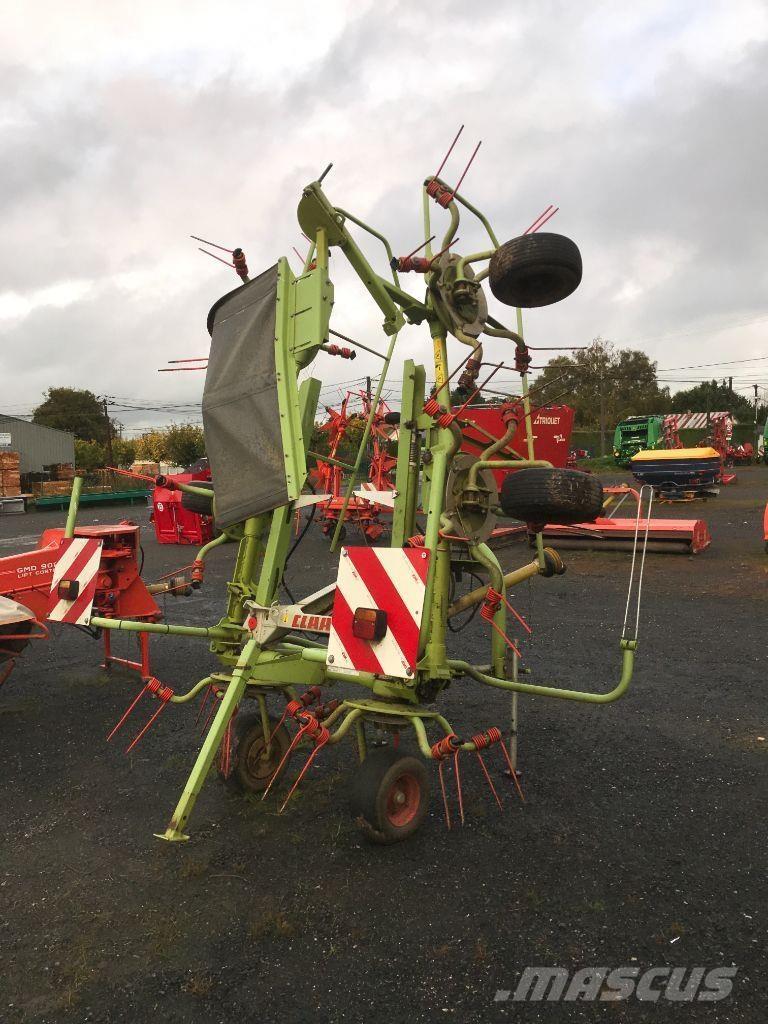 CLAAS Volto 58 Ancinho virador