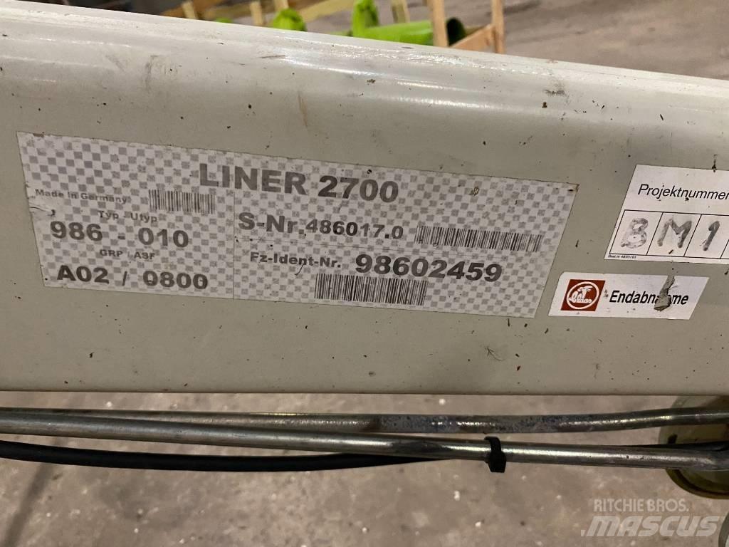 CLAAS Liner 2700 Gadanheiras-fileiras