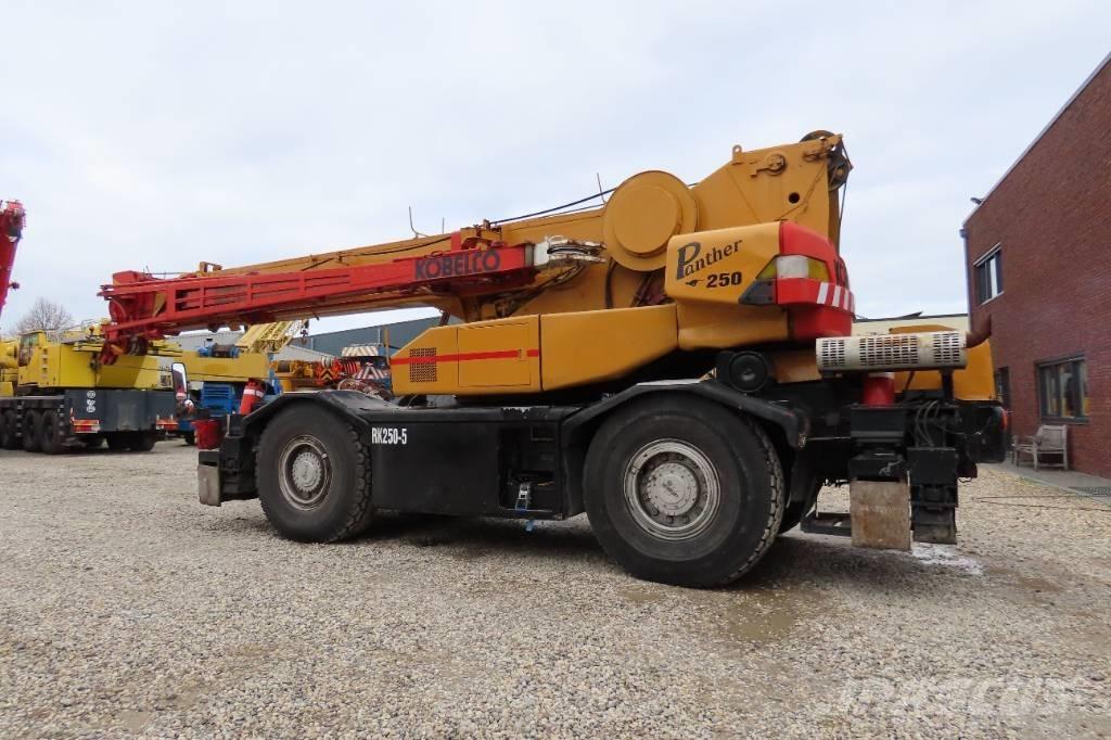 Kobelco RK 250-3 Gruas Fora-de-estrada