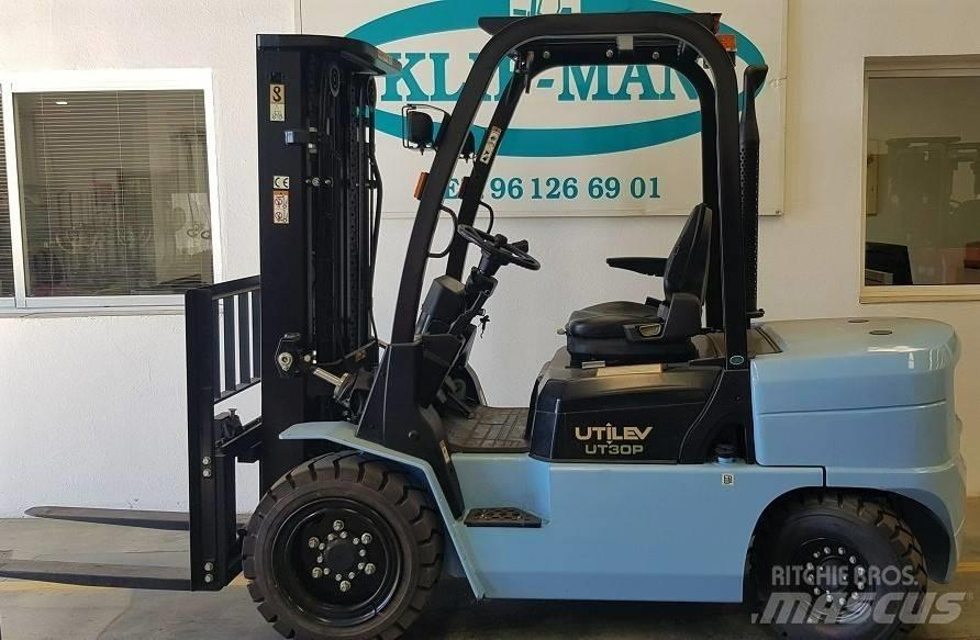 Utilev (5586) UT30P Empilhadores Diesel