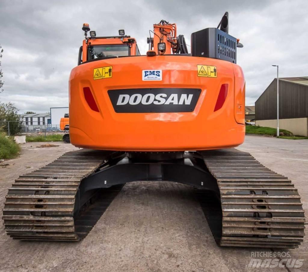 Doosan DX 235 LCR-5 Escavadeiras de esteiras