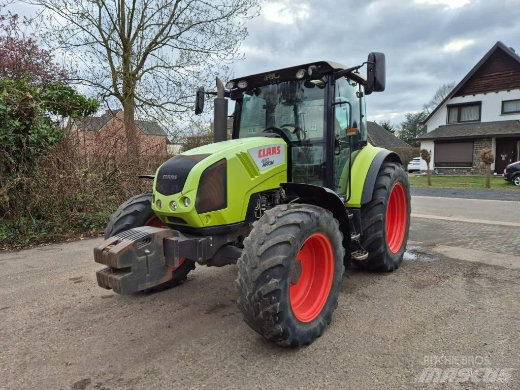 CLAAS Arion 430 Tratores Agrícolas usados