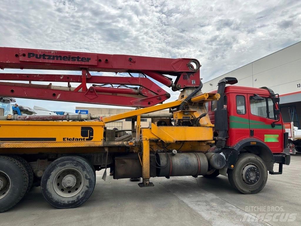 Mercedes-Benz 2435 Caminhões de betonagem