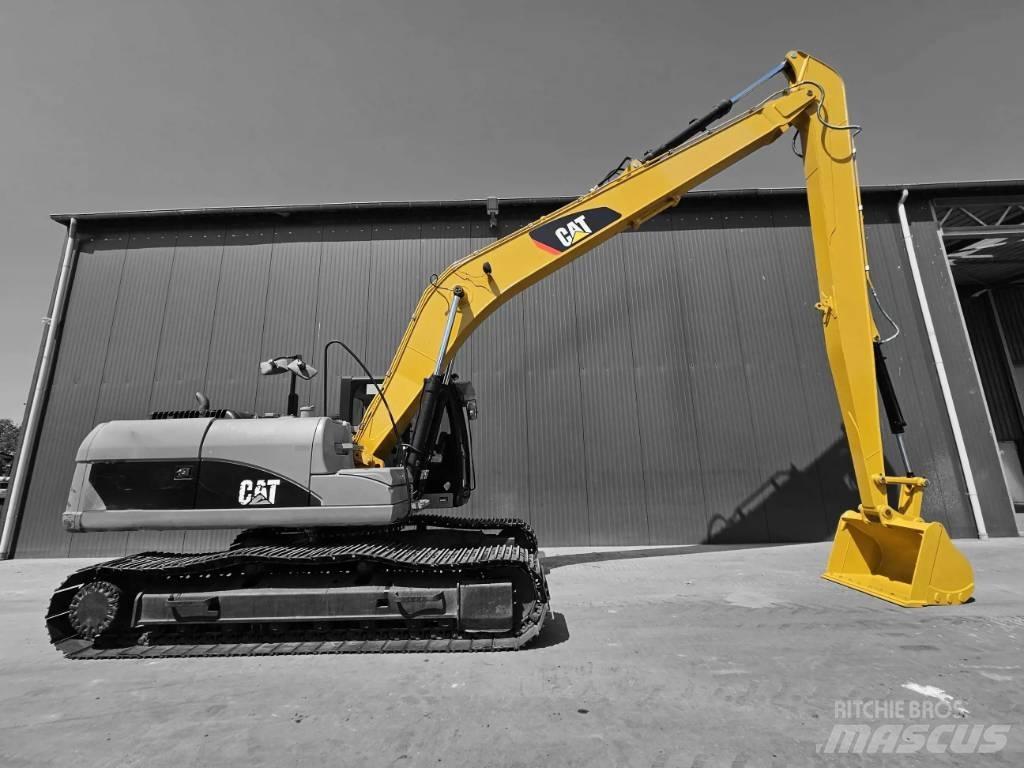 CAT 320 NG 18m Set Retroescavadoras