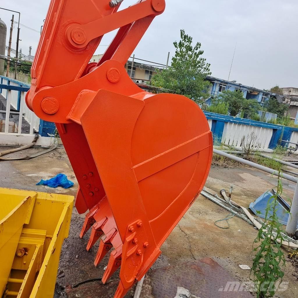 Doosan DX 225 Escavadeiras de esteiras