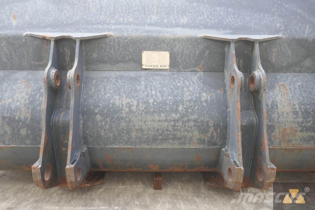 Volvo L120B Bucket Baldes