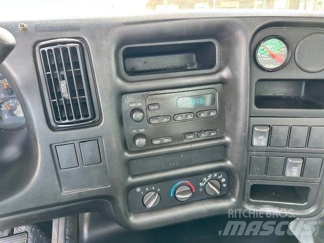 GMC 5500 Camiões estrado/caixa aberta