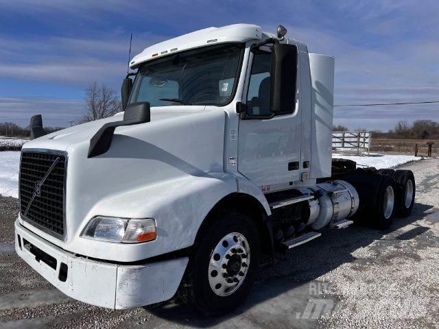 Volvo VNM Camiões de chassis e cabine