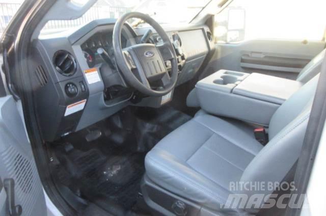 Ford F450 Plataformas aéreas montadas em camião