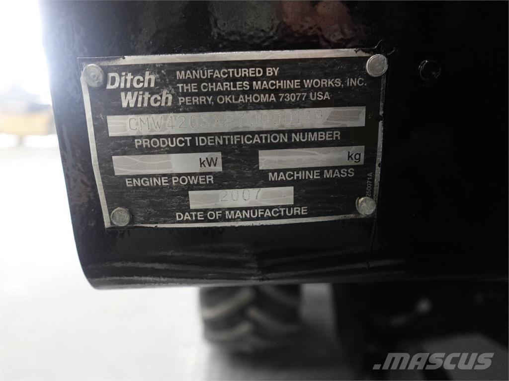 Ditch Witch 420SX Abre-valas