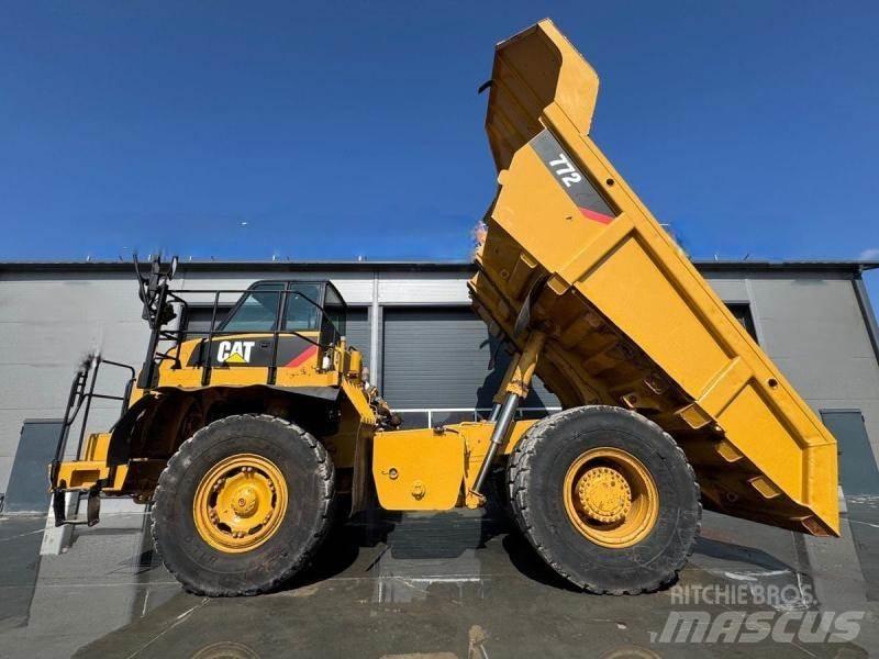 CAT 772 Camiőes basculantes rígidos