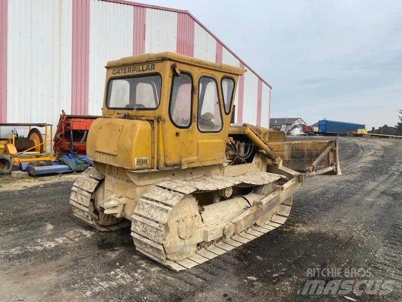 CAT D4D Dozers - Tratores rastos