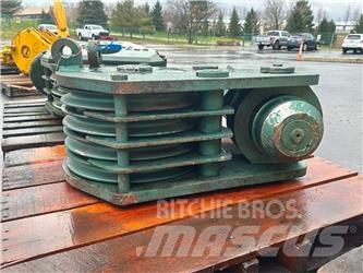 Johnson  Peças e equipamento de gruas