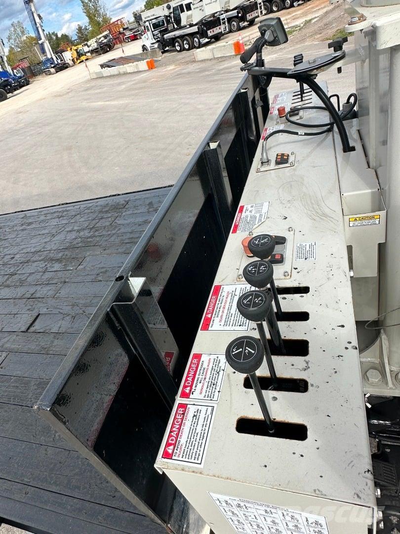 National NBT30H-2 Camiões grua