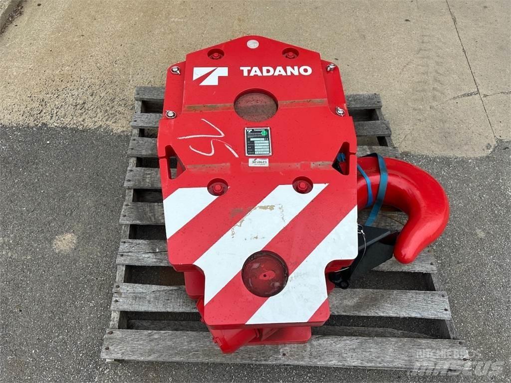 Tadano  Peças e equipamento de gruas