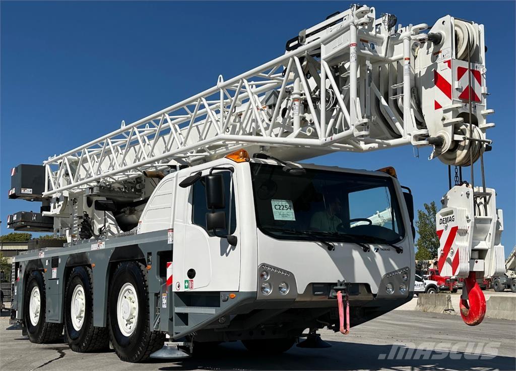 Tadano AC 3.060-1 Gruas Todo terreno
