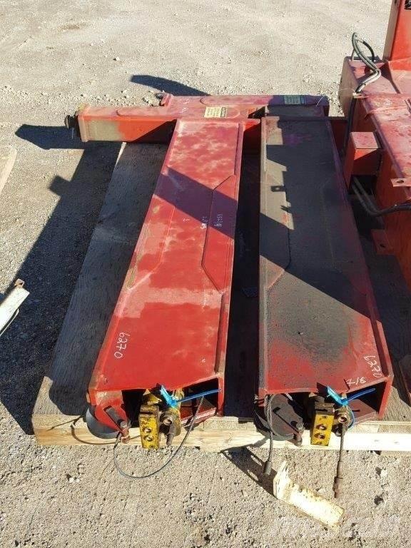 Terex  Peças e equipamento de gruas