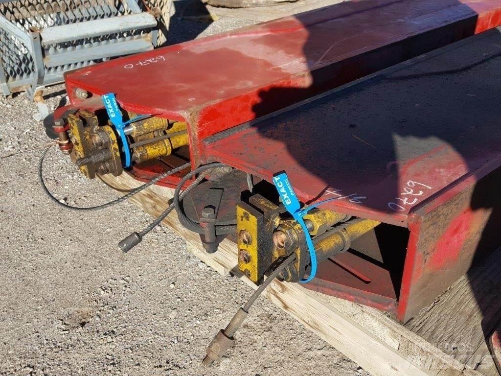 Terex  Peças e equipamento de gruas