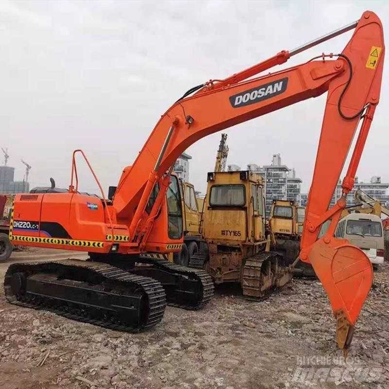 Doosan DH 220 Escavadeiras de esteiras