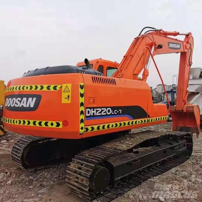 Doosan DH 220 Escavadeiras de esteiras