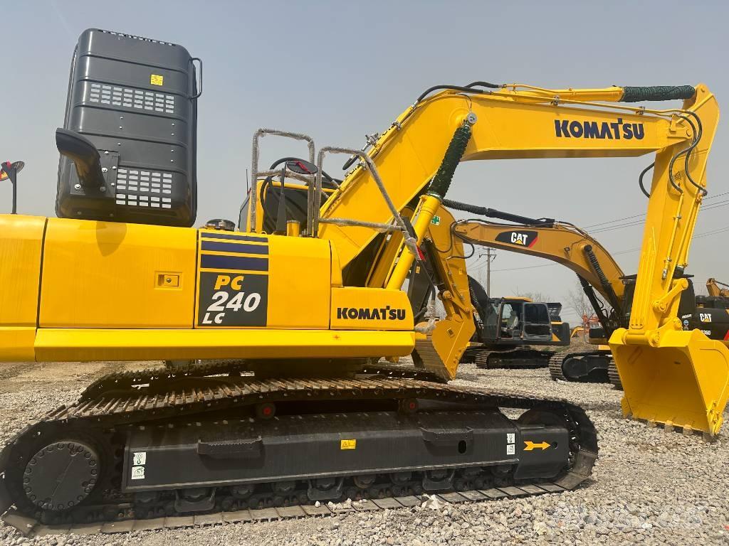 Komatsu PC 240 Escavadeiras de esteiras