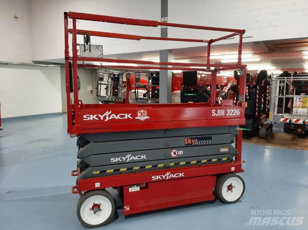 SkyJack SJIII 3226 Elevadores de tesoura