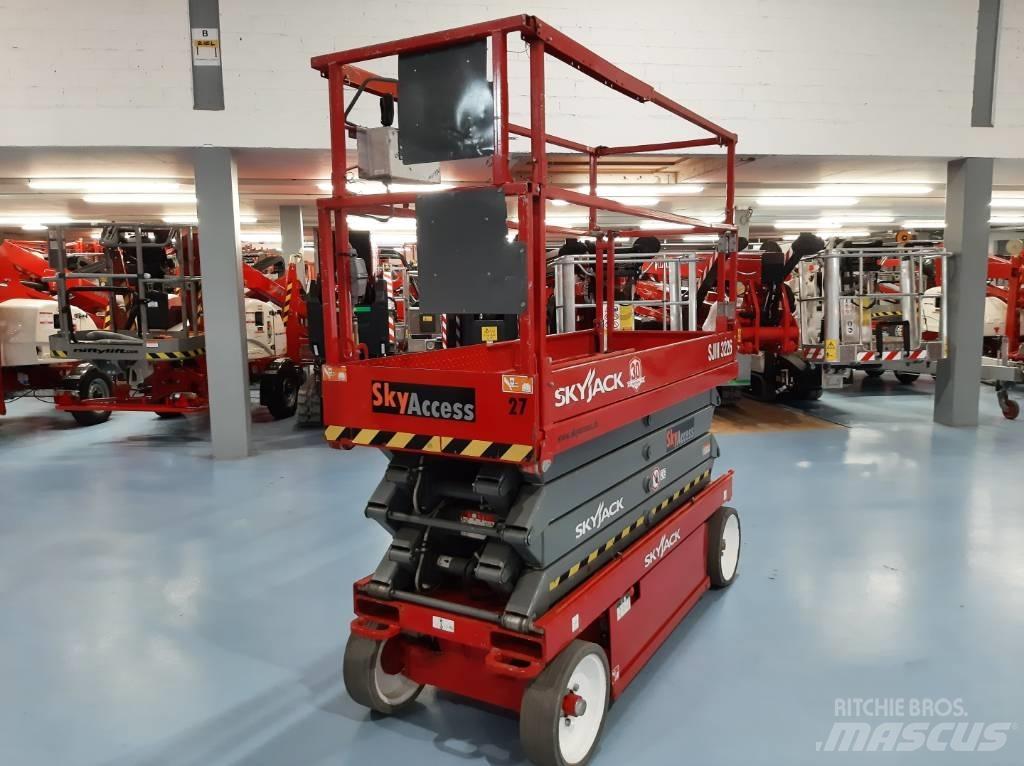 SkyJack SJIII 3226 Elevadores de tesoura