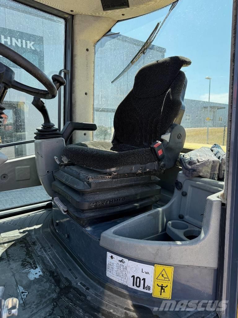 Yanmar V 80 Carregadeiras de rodas