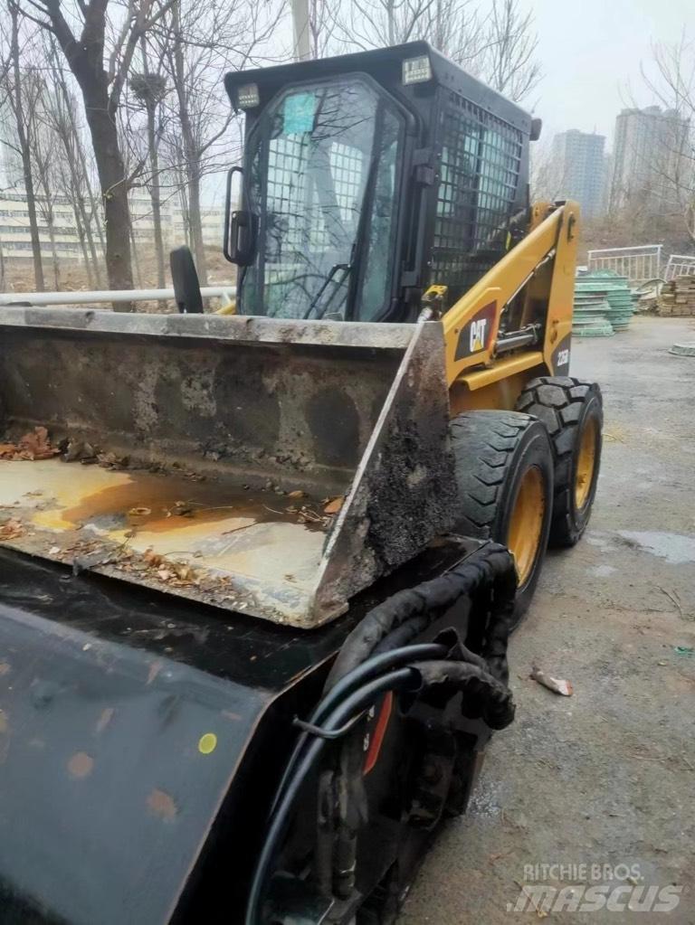 CAT 226 B Minicarregadeiras