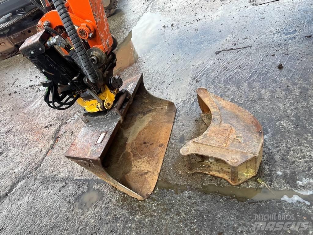 Hitachi ZX 38 U-5 A Miniescavadeiras
