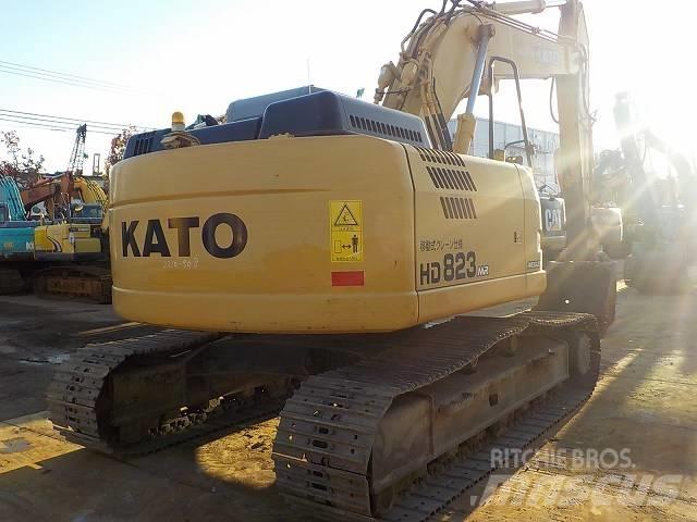 Kato HD823MR-6 Escavadeiras de esteiras