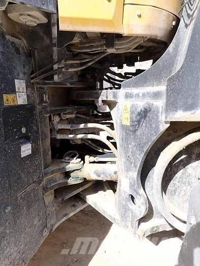 Komatsu WA475 Carregadeiras de rodas