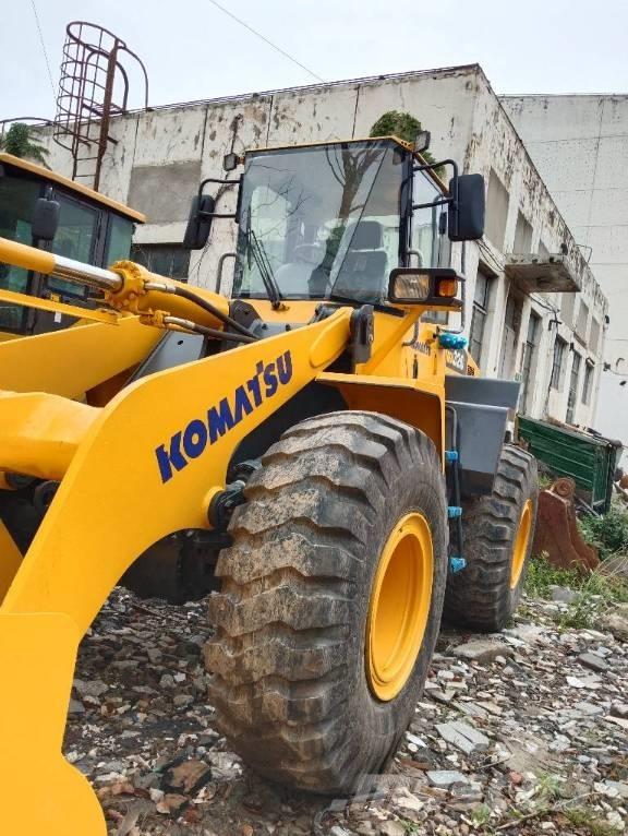 Komatsu WA 320-5 Carregadeiras de rodas