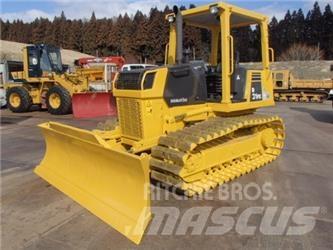 Komatsu D31PX-21 Dozers - Tratores rastos
