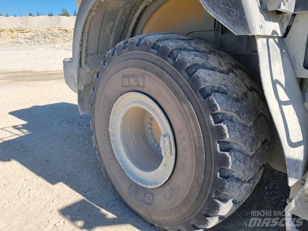 Komatsu WA 470-8 Carregadeiras de rodas