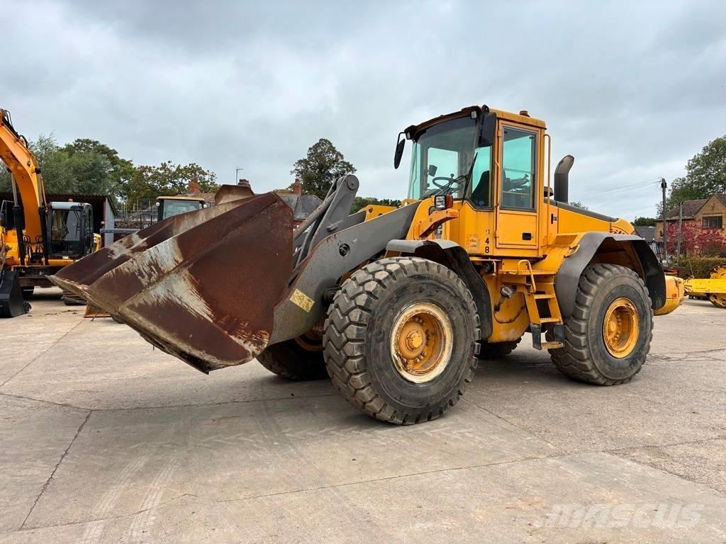 Volvo L 120 E Carregadeiras de rodas