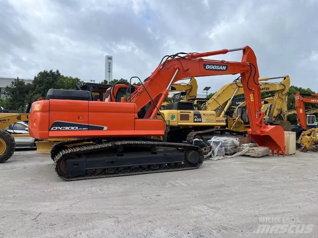 Doosan DX 300 Escavadeiras de esteiras