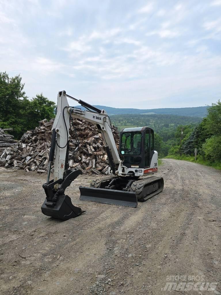 Bobcat 341 G Miniescavadeiras