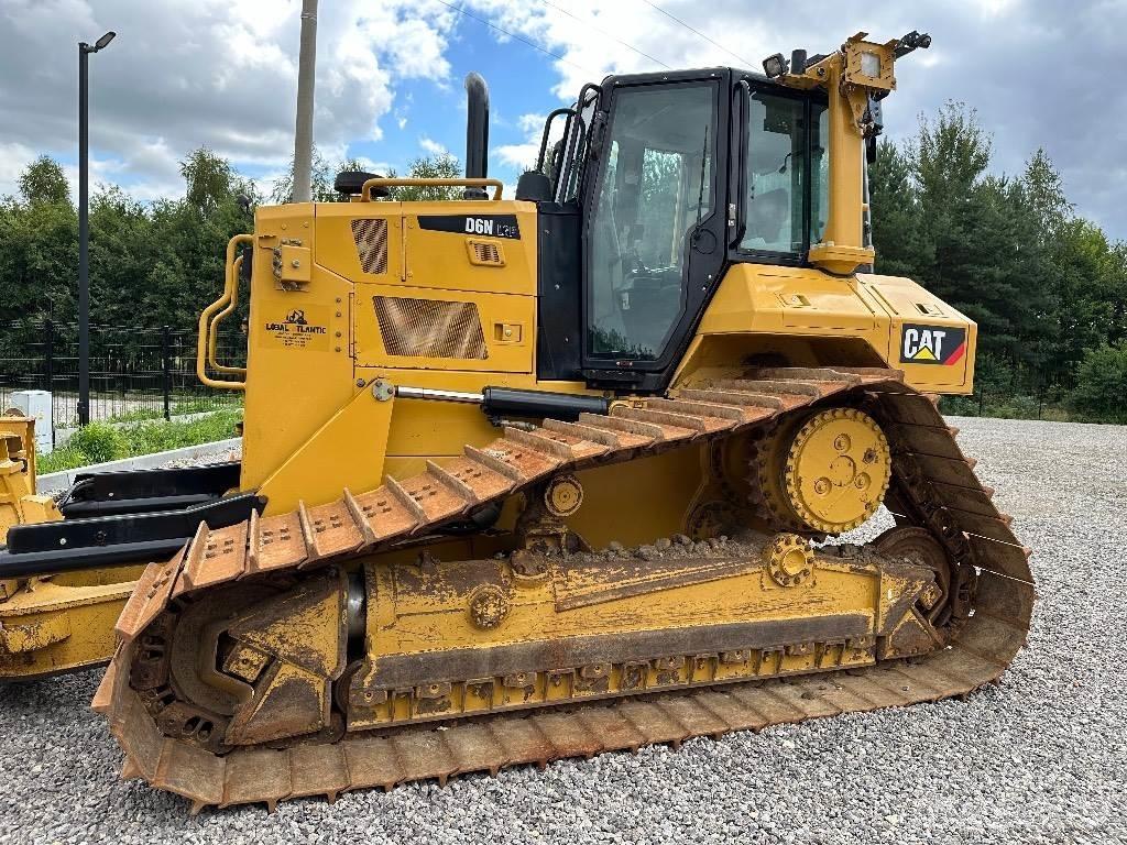 CAT D 6 N LGP Dozers - Tratores rastos