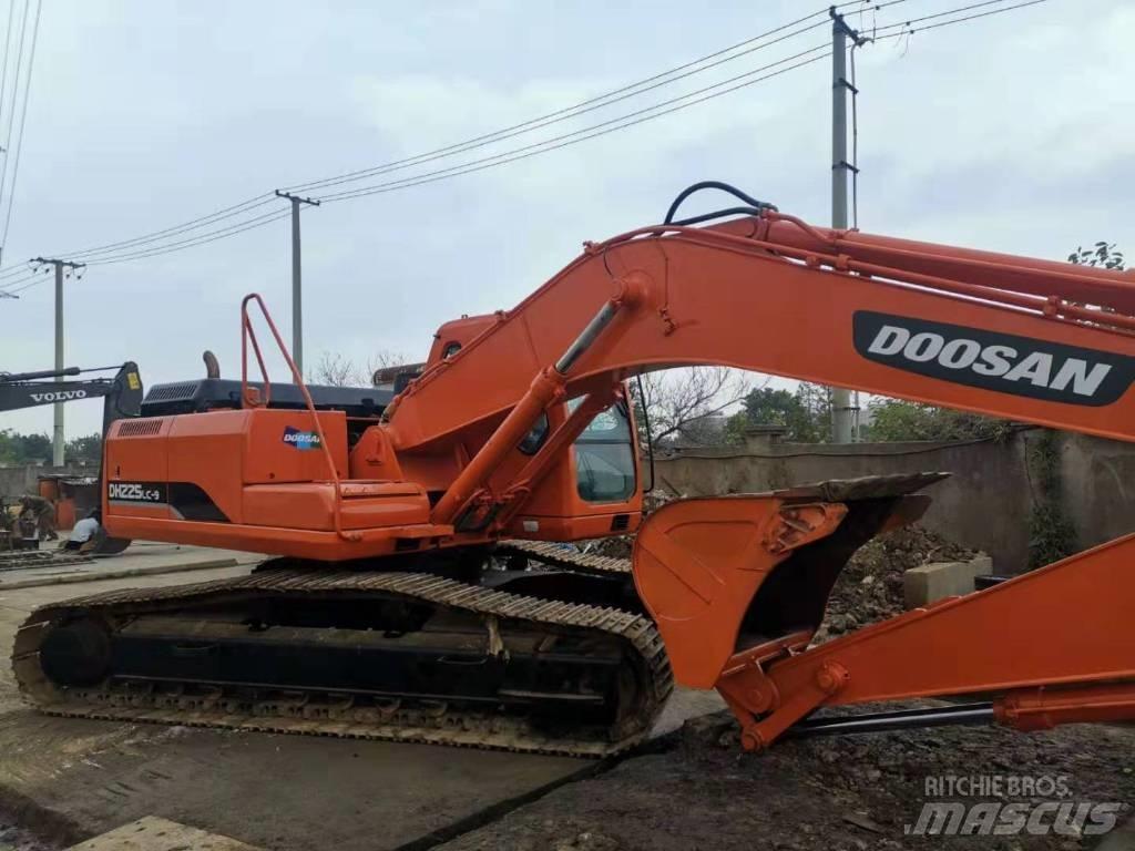 Doosan DH225LC-9 Escavadeiras de esteiras