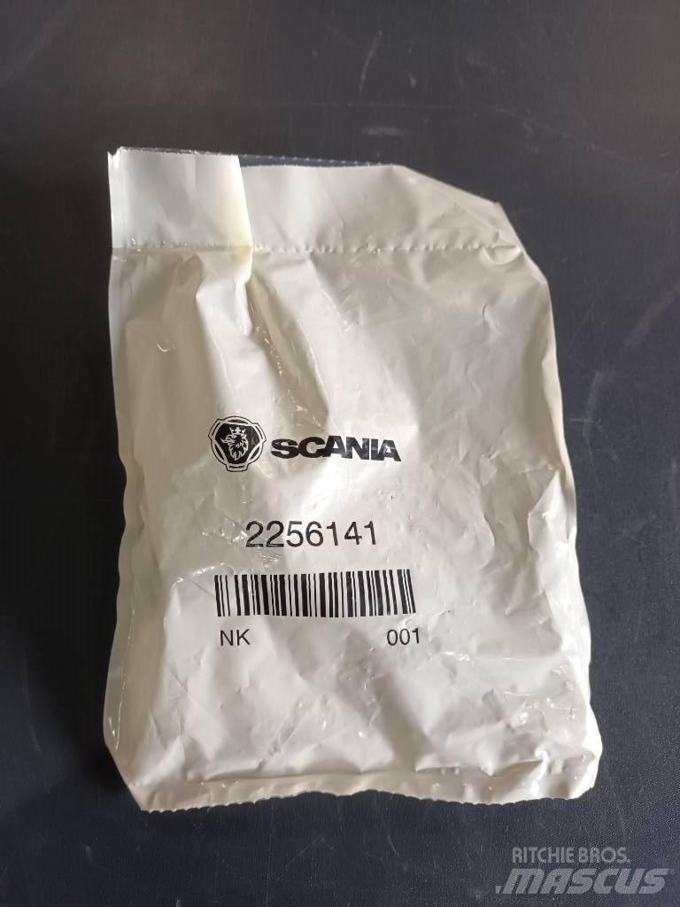 Scania COVER 2256141 Chassis e suspensões