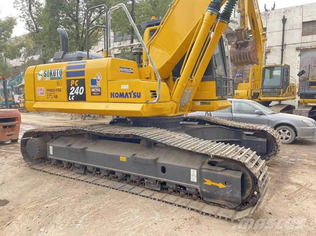 Komatsu PC240-8 Escavadeiras de esteiras