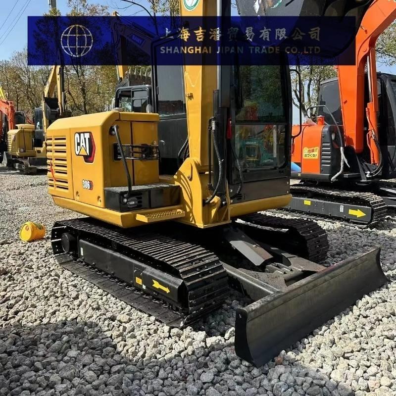 CAT 306 Miniescavadeiras
