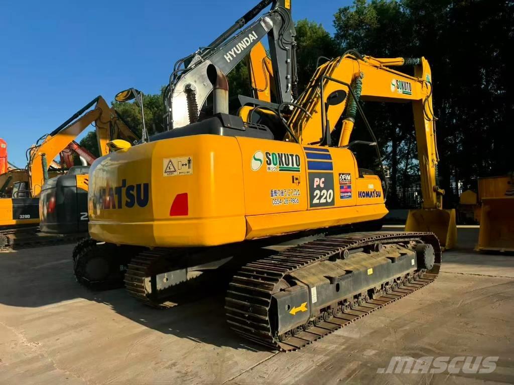 Komatsu PC 220-8 Escavadoras Midi 7t - 12t
