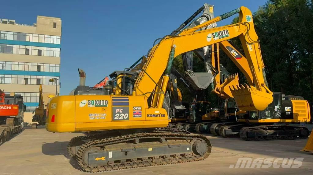 Komatsu PC 220-8 Escavadoras Midi 7t - 12t